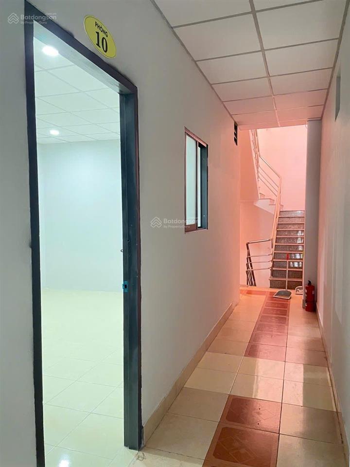 Nhà mặt tiền ql22 ngay gần bến xe an sương dt 200m2, dòng tiền 80tr/1th giá chỉ hơn 18 tỷ