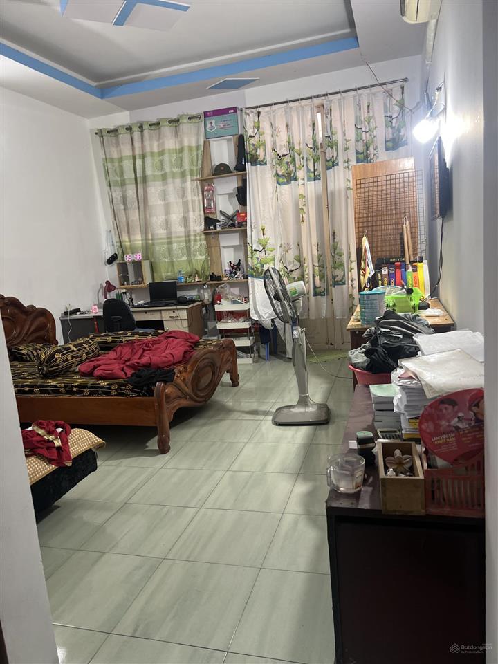 Nhà đẹp xe hơi đậu trong nhà, dt sàn 100m2 xây 5 tầng giá đầu tư chỉ 6,8 tỷ