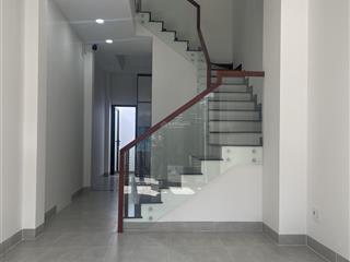 Nhà linh đông3 tầnggara oto riênghẻm 5m4pn chỉ 7,7tỷ