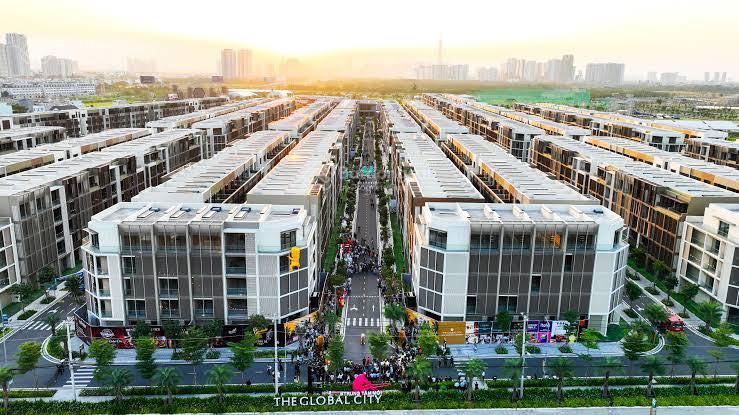 3pn ct9glow a cắt lỗ 600tr, view nhạc nước, cuối 2026 nhận nhà