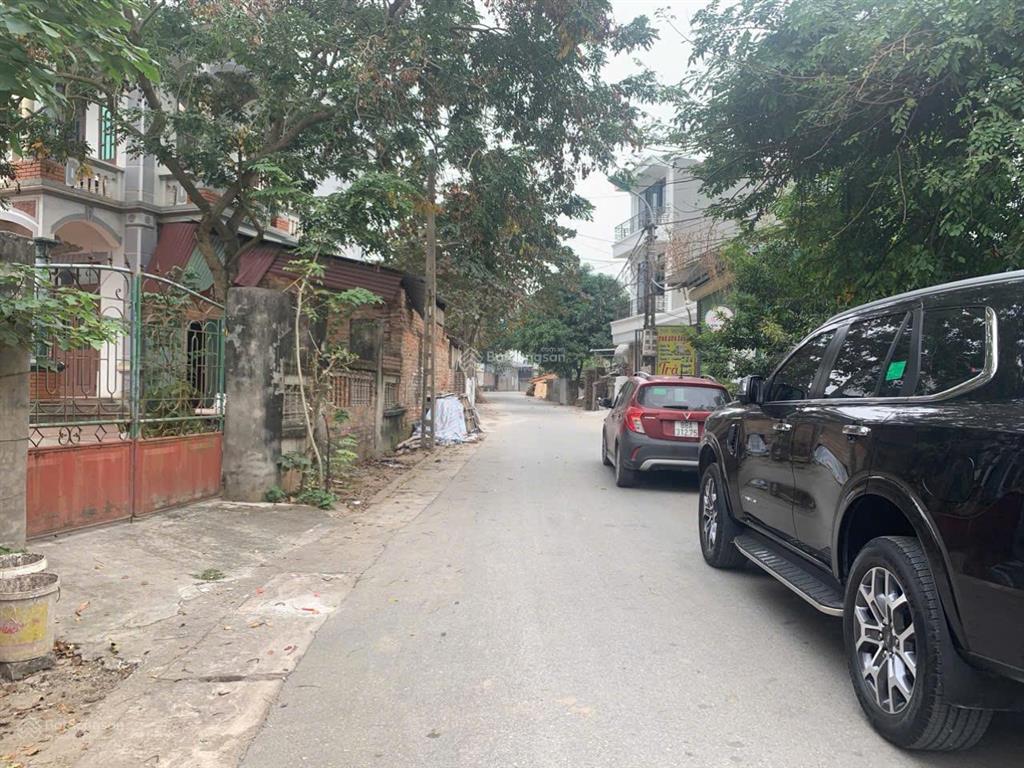Chính chủ bán gấp lô đất đẹp trục chính đôn hậu khai quang 114,6m mt5m đường ô tô 2,9 tỷ 0988 296 ***