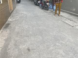 Bán nhà riêng tại hoàng quốc việt, 20,5 tỷ, 58m2, view đẹp, giá siêu hời
