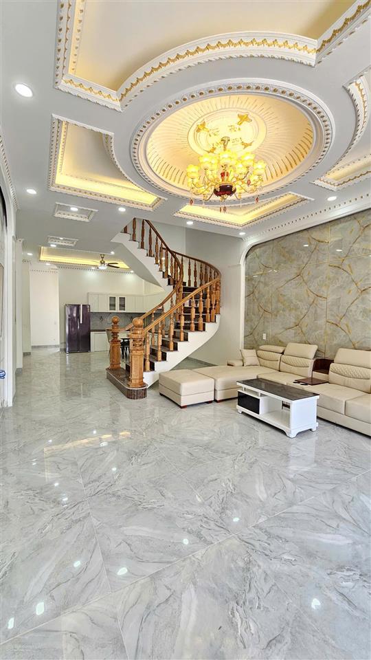Chỉ 3,1ty , nhà 1 trệt 2 lầu ,full nội thất & thổ cư .ngay ttyt đa khoa tân uyên.chính chủ