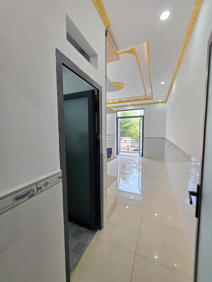 Bán nhà 1 trệt 2 lầu ,chỉ 4,65 tỷ .mặt tiền kd dc ,gần đường đt 743 ,p bình chuẩn .(nt&hc đầy đủ)