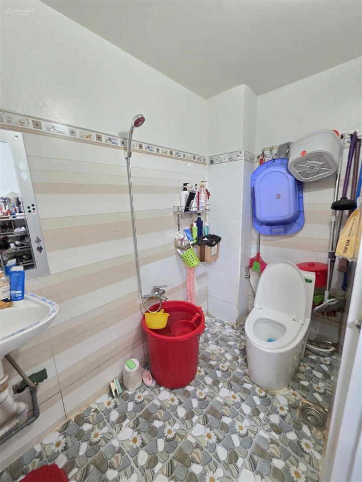 Bán nhà cấp 4 mặt tiền kd được, chỉ 3,1 tỷ, ngay ngã tư bình chuẩn, tp thuận an