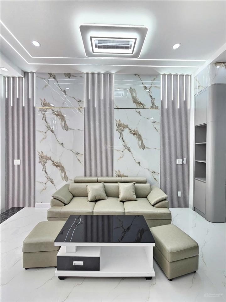 Bán nhà 1 trệt 2 lầu ,kdc hiện hữu đồng bộ .chỉ 4,9 tỷ ,gần dt743 .p ,bình chuẩn .