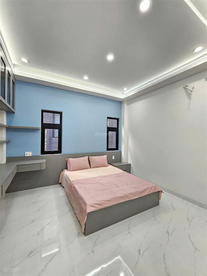 Bán nhà 1 trệt 2 lầu ,kdc hiện hữu đồng bộ .chỉ 4,9 tỷ ,gần dt743 .p ,bình chuẩn .
