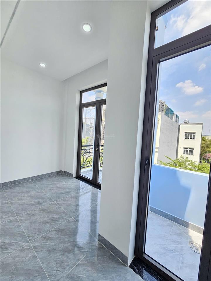 Bán nhà 1 trệt 2lầu .kdc chợ thông dụng , p tân đông hiệp full thổ cư & nội thất . chính chủ
