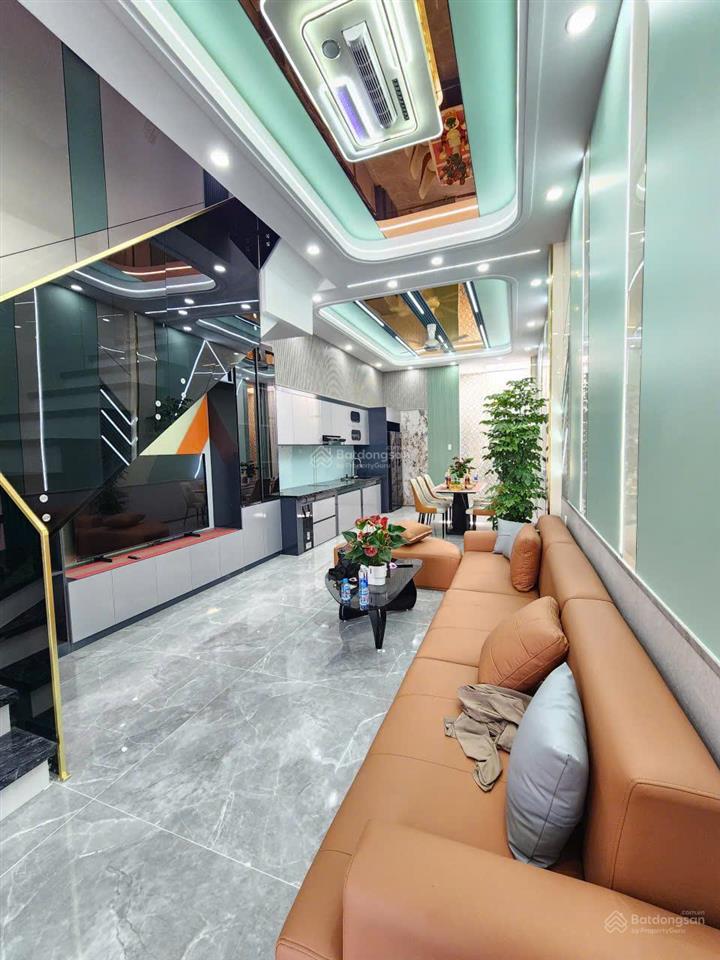 Bán nhà 1 trệt 2 lầu . hoàn công ,kdc ngã tư bình chuẩn .tp ,thuận an .full thổ cư & nội thất