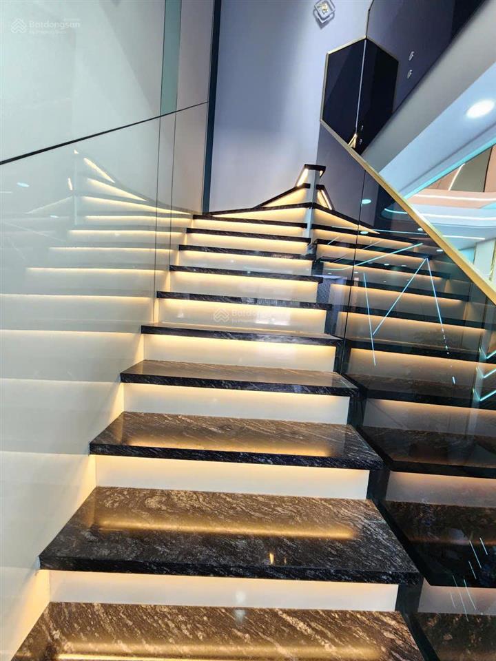 Bán nhà 1 trệt 2 lầu . hoàn công ,kdc ngã tư bình chuẩn .tp ,thuận an .full thổ cư & nội thất