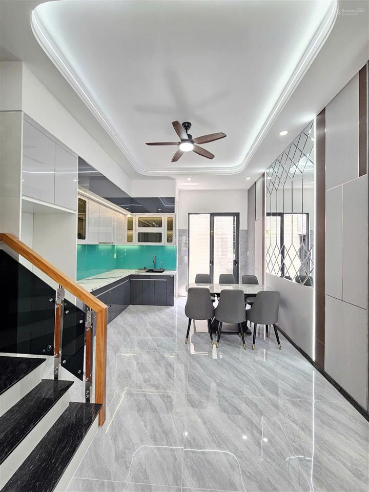 Bán nhà 1 thệt 1 lầu , gần ngã 4 miếu ông cù , dt743 full nội thất , thổ cư & hoàn công. chính chủ