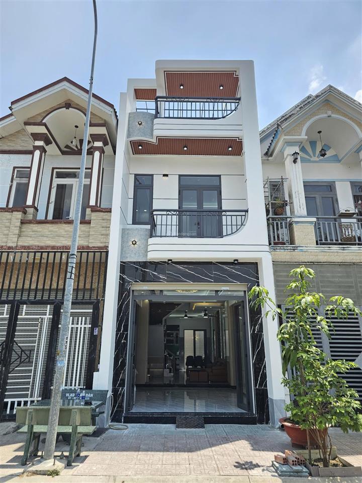 Bán nhà 1 thệt 1 lầu , gần ngã 4 miếu ông cù , dt743 full nội thất , thổ cư & hoàn công. chính chủ