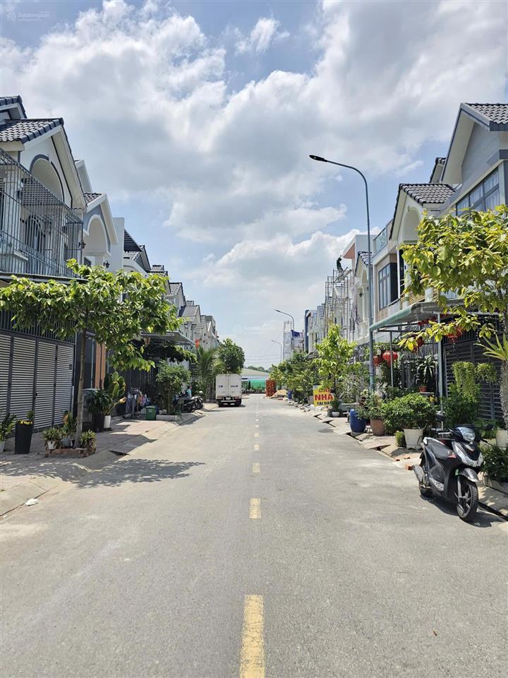 Bán đất gần ngã tư miếu ông cù .78,2m full thổ cư .kdc hiện hữu ,sạch đẹp văn minh .chính chủ