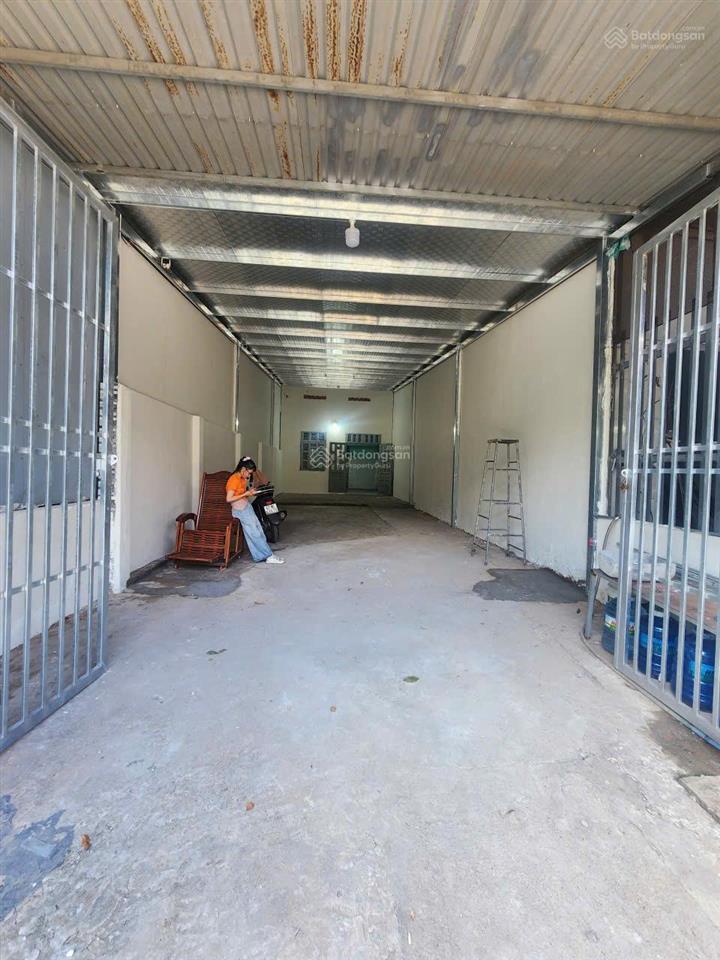 Chỉ 3,1ty ,có nhà cấp 4 ,dt 97,6m2 thổ cư 100%.gần đường 2212 .p, thuận giao .chính chủ