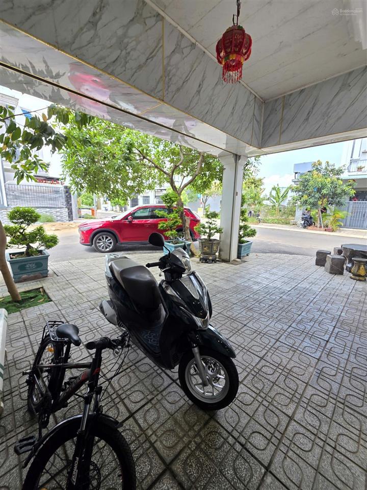 Bán nhà kdc ven sông ,1 trệt 1 lầu ,92,4m full thổ cư ,siêu thoáng mát ,cách miếu ông cù 2km .cc