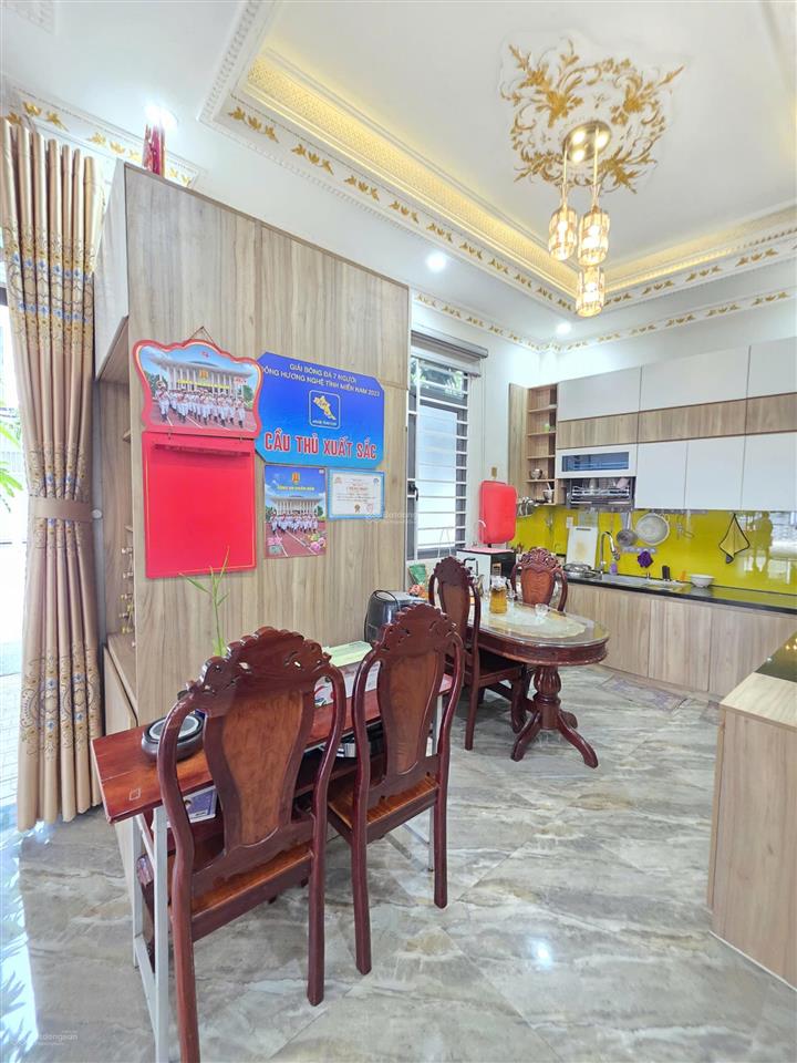 Bán nhà kdc ven sông ,1 trệt 1 lầu ,92,4m full thổ cư ,siêu thoáng mát ,cách miếu ông cù 2km .cc