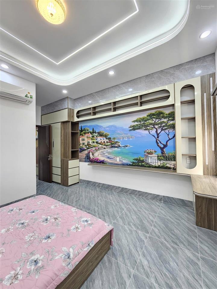 Bán nhà 1 trệt 2 lầu siêu đẹp .hoàn công ,nội thất đầy đủ .60m2 full thổ cư ,kdc gần vincom 550 .