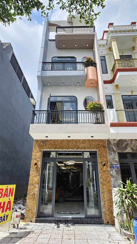 Bán nhà 1 trệt 2 lầu 66,9m2 ful thổ cư ,nội thất có hoàn công .gần chợ phú phong .tp.thuận an