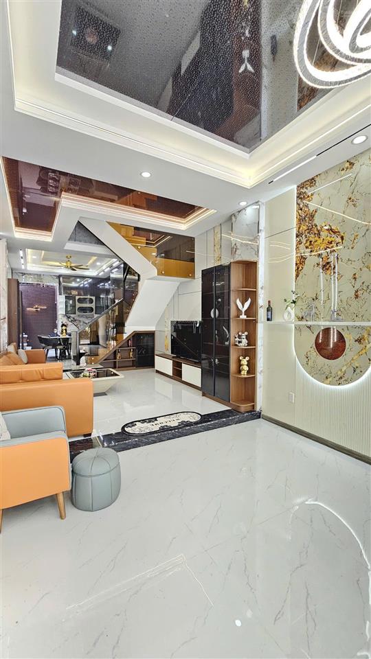 Bán nhà 1 trệt 2 lầu 66,9m2 ful thổ cư ,nội thất có hoàn công .gần chợ phú phong .tp.thuận an