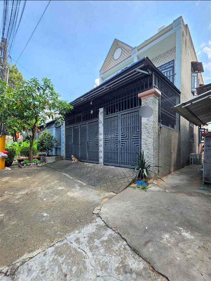 Cẩn bán gấp nhà 2 mặt tiền 1 trệt 1 lầu 150m2 ful thổ cư (6,9*22)kdc biconsi p.tân đông hiệp 5,99ty