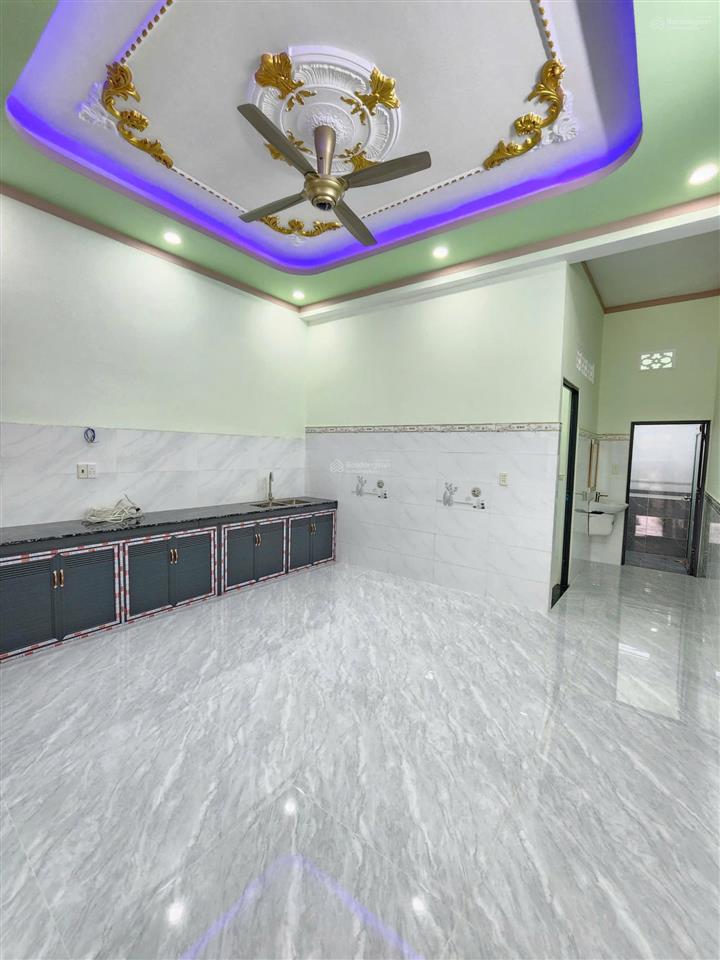 Bán nhà 1 trệt 1 lầu( 102,2m2 ) đ cây da .p dĩ an tphcm .đường thông mt kd buôn bán chính chủ