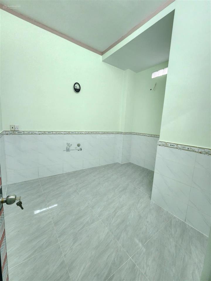 Bán nhà 1 trệt 1 lầu( 102,2m2 ) đ cây da .p dĩ an tphcm .đường thông mt kd buôn bán chính chủ