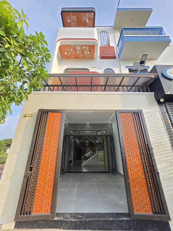 Bán nhà 1 trệt 2 lầu ,đầy đủ nội thất chỉ 3,3ty gần vòng xoay kim hằng 72m2 kdc sạch sẽ chính chủ