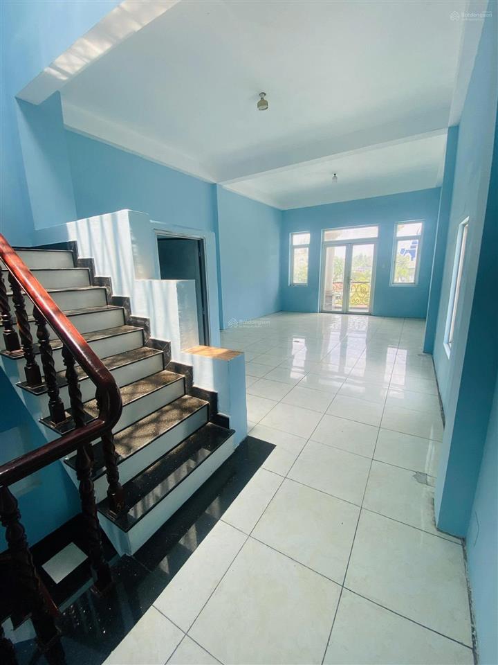 Bán nhà hoàn công 4 tấm đúc 151,5m2 siêu rẻ đ huỳnh t tươi bán kính 700m có tất cả trường cấp 1,2,3