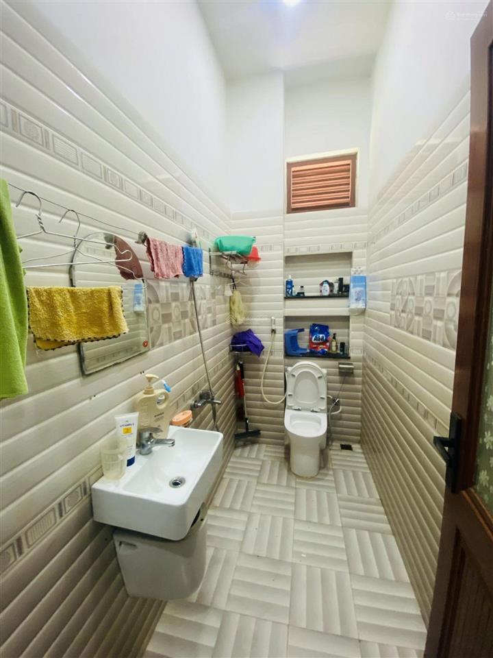 Bán nhà hoàn công 4 tấm đúc 151,5m2 siêu rẻ đ huỳnh t tươi bán kính 700m có tất cả trường cấp 1,2,3