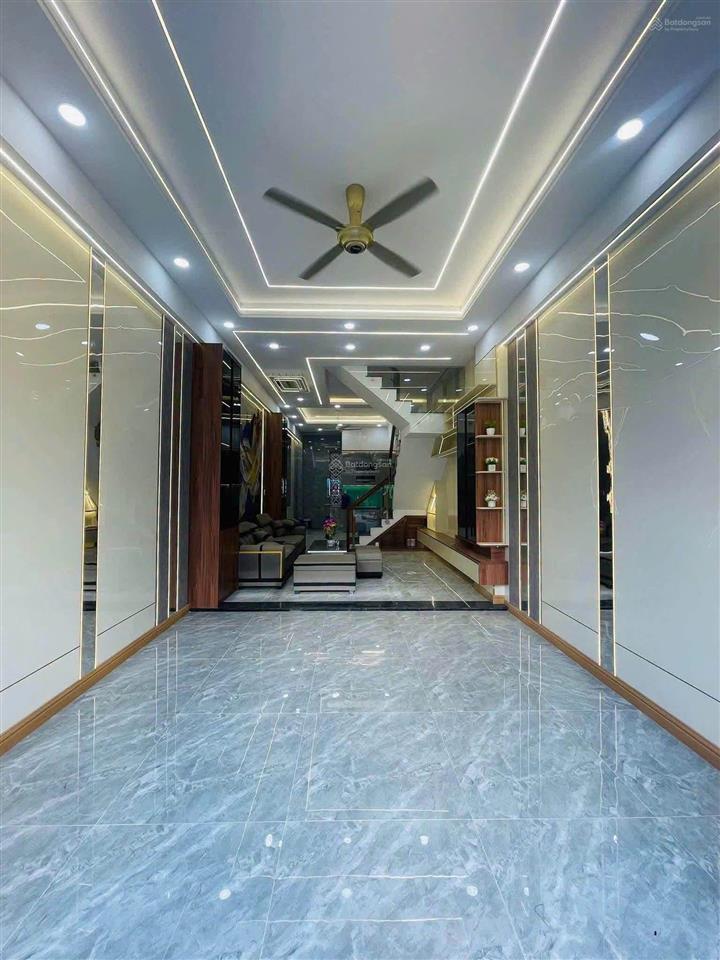 Bán nhà mới tinh 3 tấm đúc hoàn công nội thất đầy đủ .khu dc hiện hữu thoáng mát sạch sẽ siêu rẻ