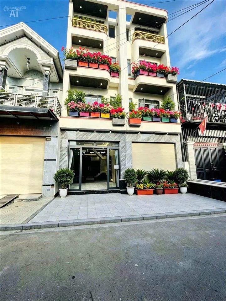 Bán nhà mới tinh 3 tấm đúc hoàn công nội thất đầy đủ .khu dc hiện hữu thoáng mát sạch sẽ siêu rẻ
