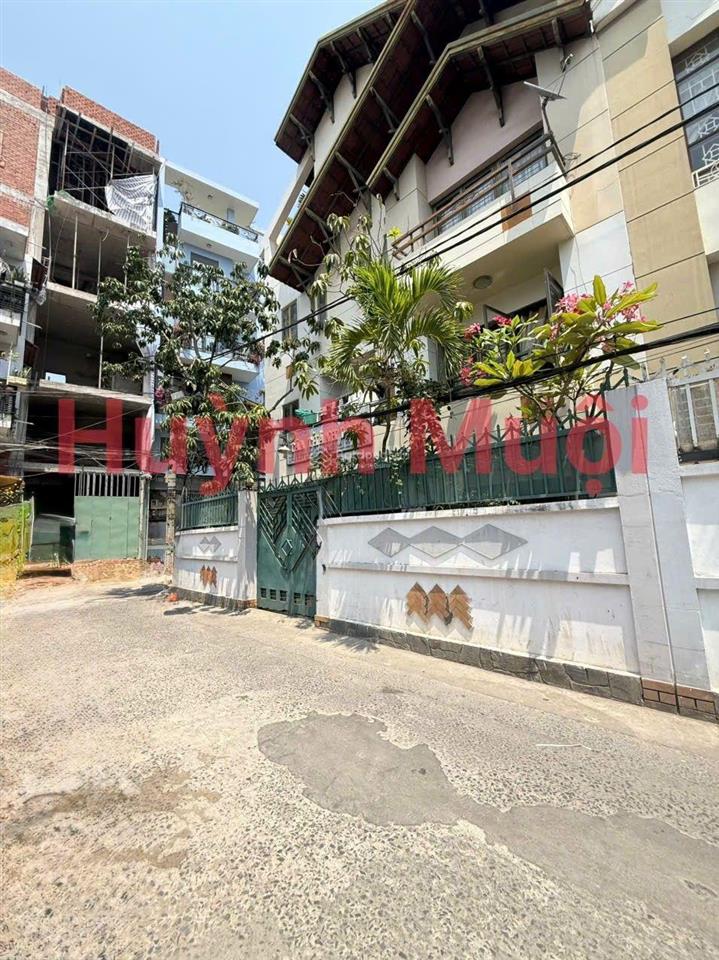 (quận 7) biệt thự góc 2 mt ngang 10.84m chỉ 14,2 tỷ lý phục man, q7 thông huỳnh tấn phát