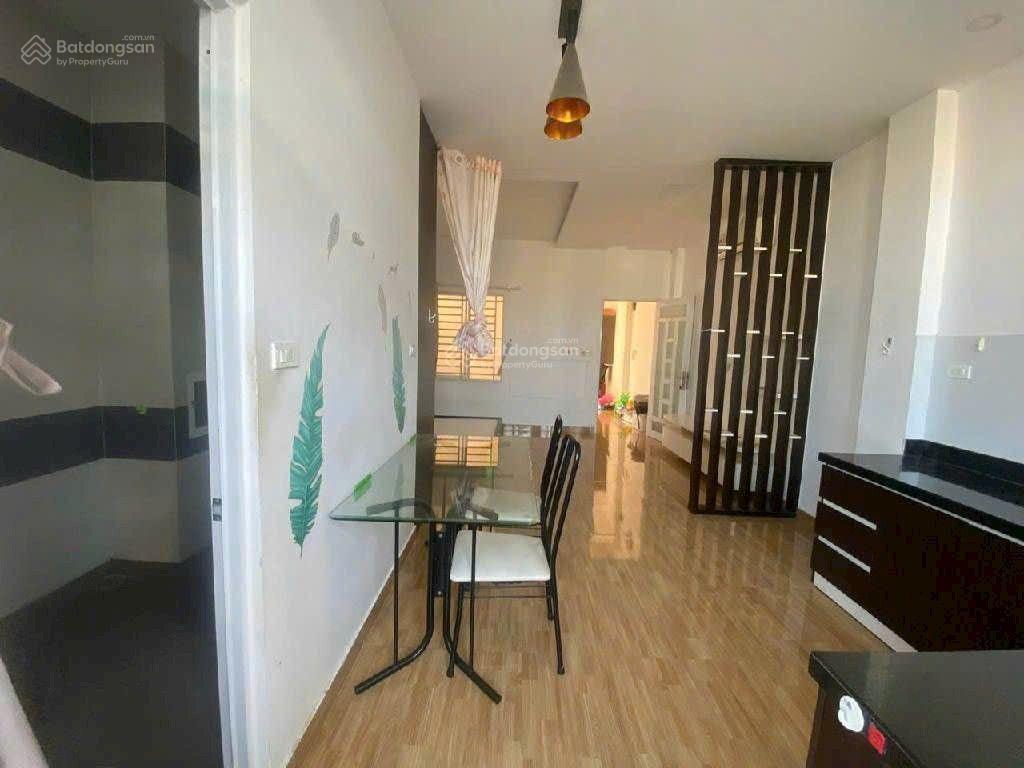 ( quận 7 ) chdv dòng tiền ổn định sát chợ phước long giá chỉ 8,39 tỷ 5x18m