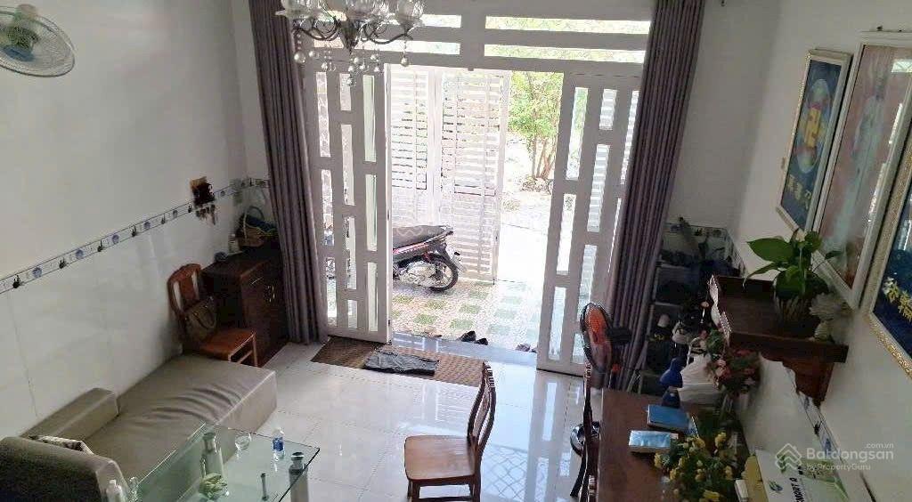 (quận 7) hẻm 5m ngang gần 6m 3 tầng btct nhỉnh hơn 5 tỷ dt 67m2 ngang 6m
