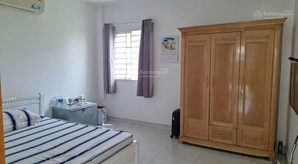 (quận 7) hẻm 5m ngang gần 6m 3 tầng btct nhỉnh hơn 5 tỷ dt 67m2 ngang 6m