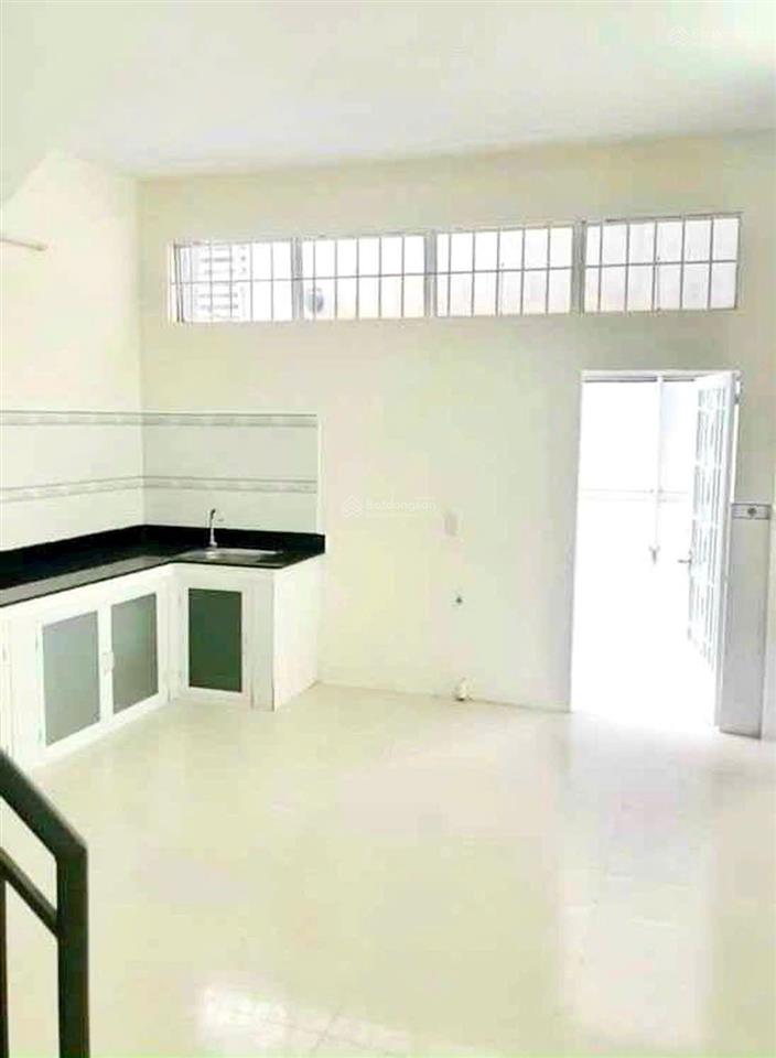 (quận 7) nhà 2 tầng hxh thông gần chợ phú thuận 4x16m chỉ 6.7 tỷ