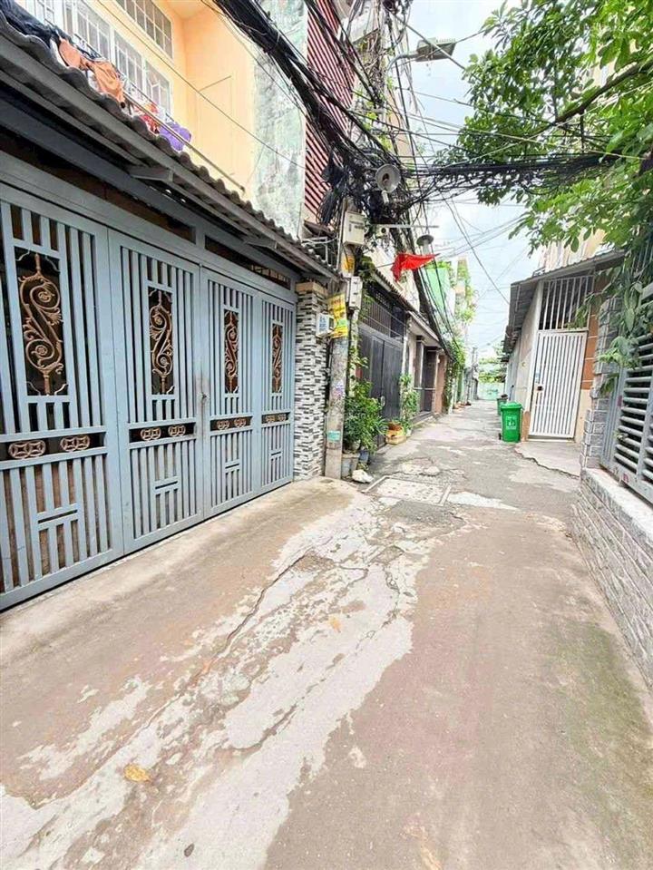 ( quận 7 ) nhà phố 2 tầng hẻm xe hơi thông gần chợ phú thuận chỉ 6.7 tỷ huỳnh tấn phát