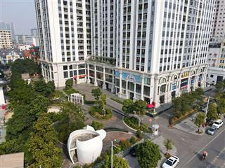 Em minh ngọc chuyên florence mỹ đình, được chủ nhà tin tưởng gửi bán căn góc 4pn đẹp,view sân vđ