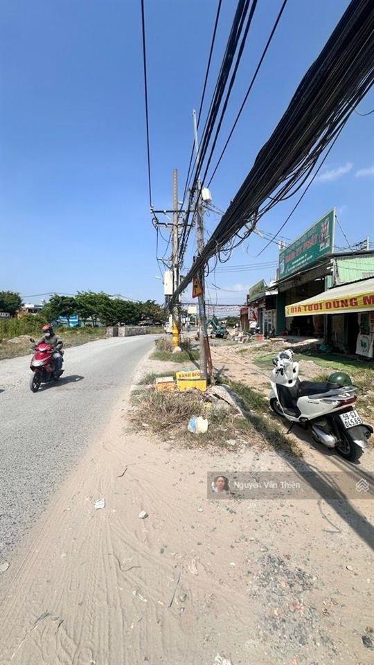Bán đất mặt tiền view kênh  đối diện khu vui chơi phương đông  320m2 full thổ cư