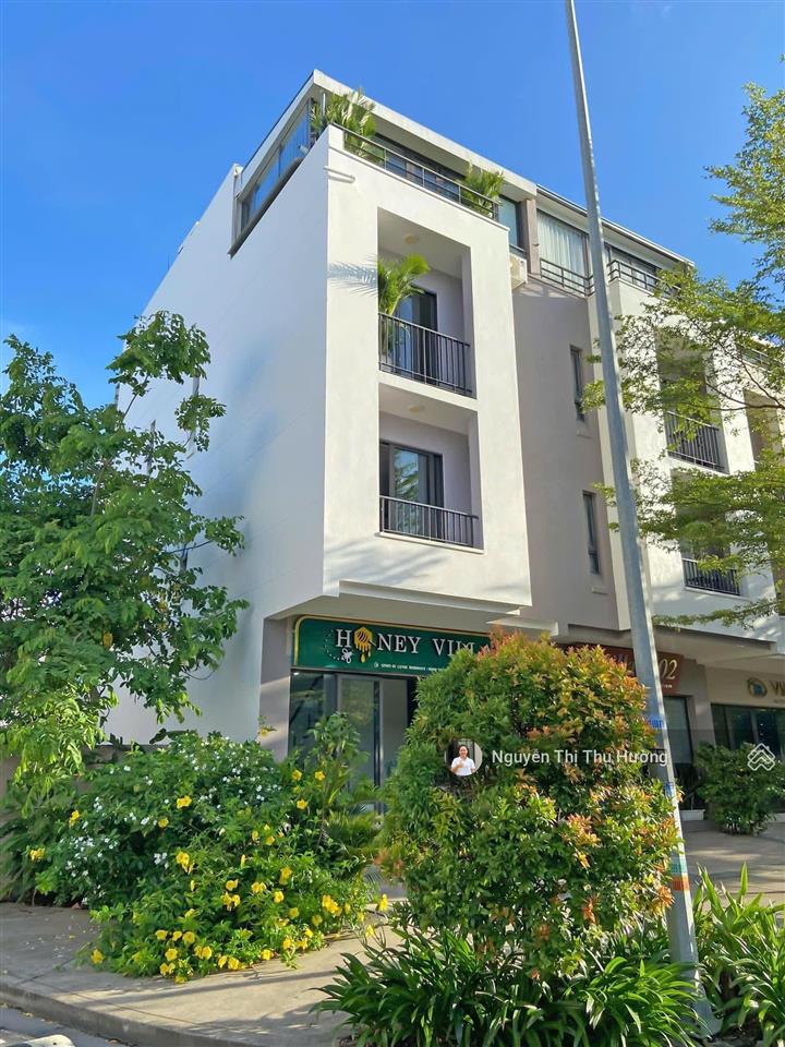 Duy nhất căn góc 3 mặt thoáng  view hồ, chếch biển, trục chính thông biển phù hợp mua ở