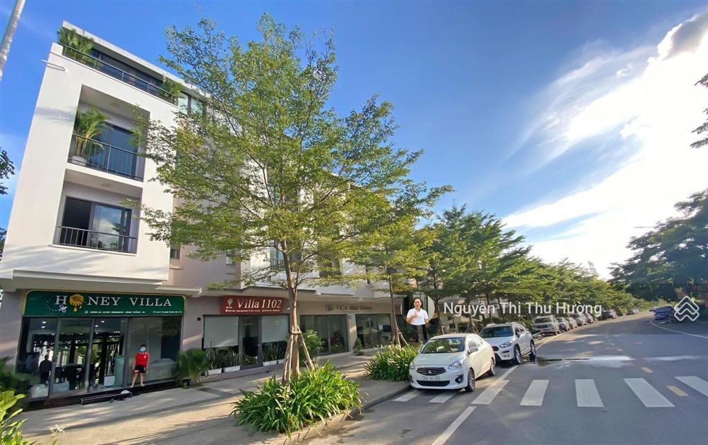Duy nhất căn góc 3 mặt thoáng  view hồ, chếch biển, trục chính thông biển phù hợp mua ở