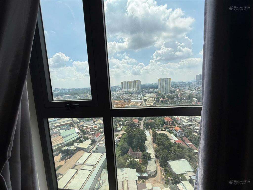 Bán căn hộ bcons plaza, dt 52m2 2pn,2wc giá 2,2 tỷ, sổ hồng riêng, nhận nhà ở ngay