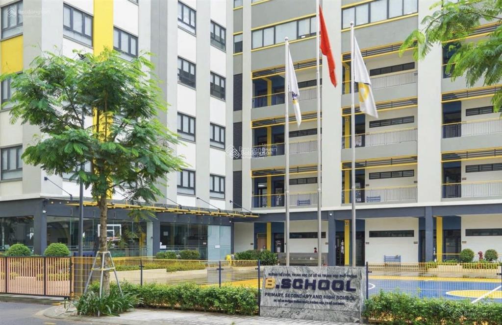 Bán nhanh căn 2pn bcons city 1,9 tỷ, giảm 5.65% ký hợp đồng 5% ngưng nửa năm sau đóng tiếp