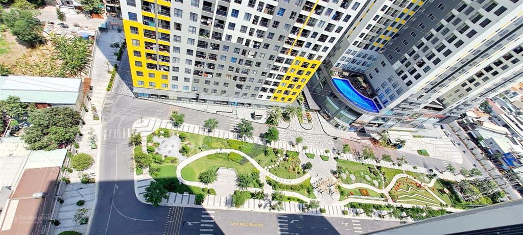 Bán căn hộ bcons city, dt 53m2 2pn,2wc giá 2,7 tỷ, cam kết thuê 12 triệu/tháng