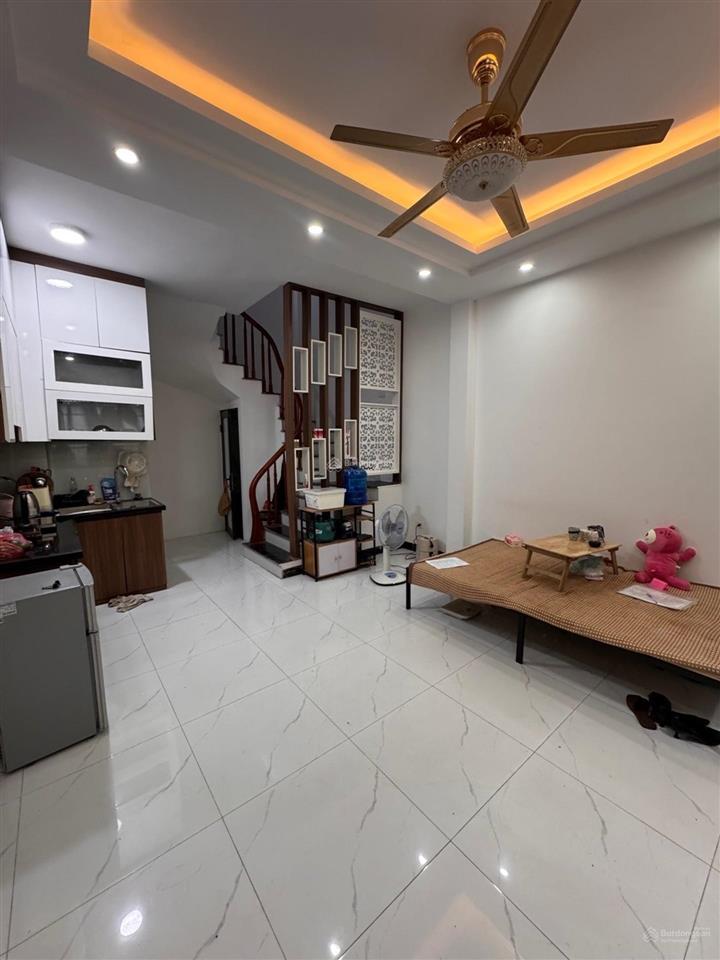 Giảm còn 6.6 tỷ  nhà mới 5 tầng đại la, lõi hai bà trưng  sát bách kinh xây, bv bạch mai  v.pháp
