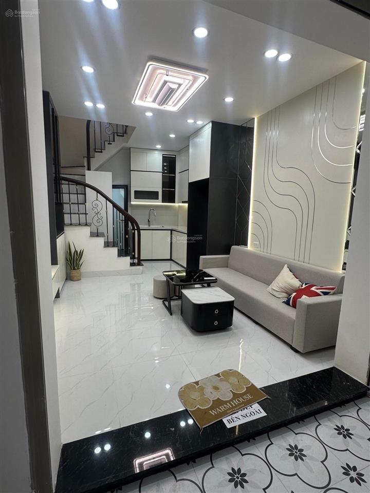 Bán nhà 5 tầng phố minh khai  hòa bình 7  cách ô tô 100m  3pn khép kín  sổ đỏ cất két, 5,6 tỷ