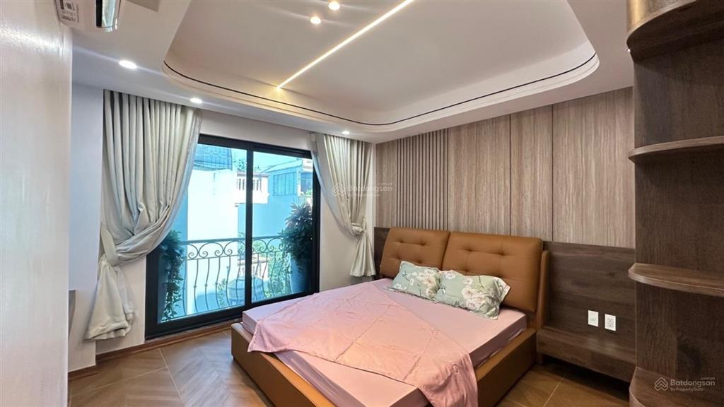 Bán nhà xây mới 6 tầng thang máy ngõ thống nhất  đại la  full nội thất  sổ đỏ chính chủ, 8,6 tỷ