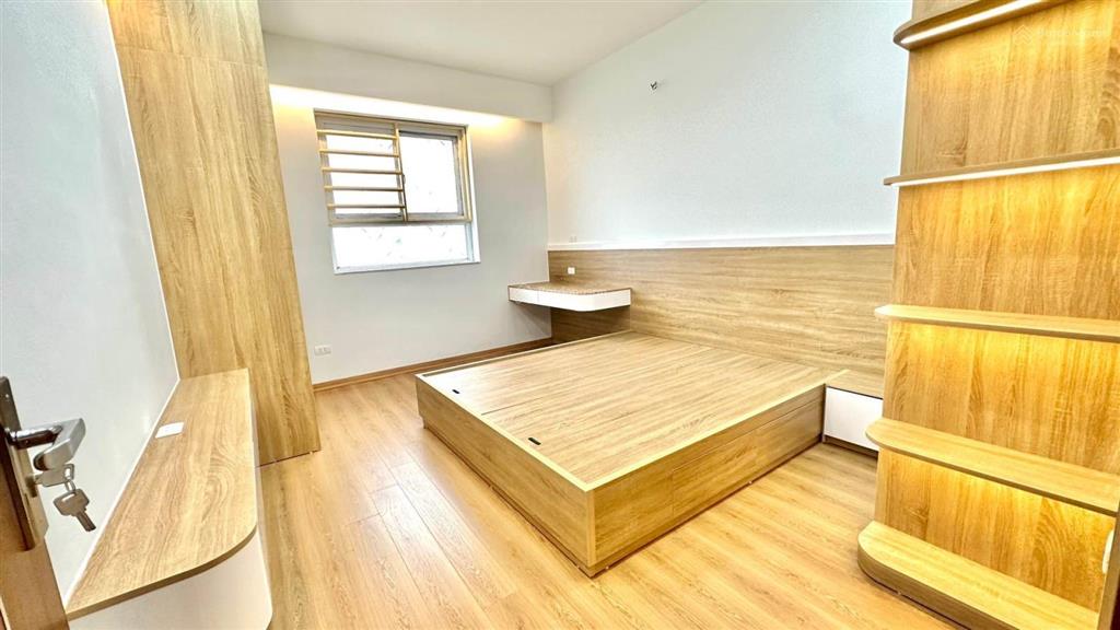 Bán căn hộ 3pn lô góc 105m2  cạnh times city  phù hợp gia đình 2 thế hệ  sổ đỏ chính chủ, 8,x tỷ