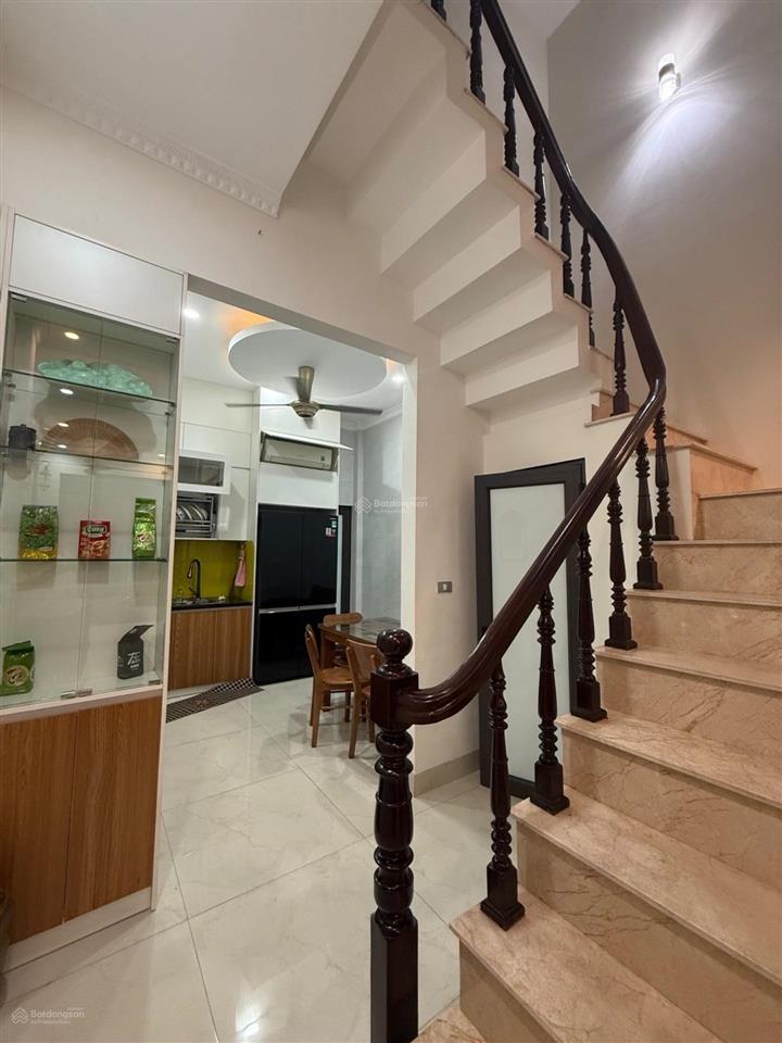 Bán nhà phân lô quân đội lê trọng tấn 45m 4 tầng dân xây ngõ thông ô tô đỗ gần, 11 tỷ