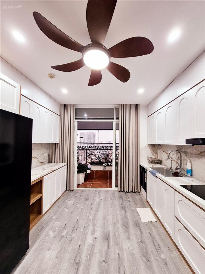 Bán căn hộ chung cư thăng long garden 250 minh khai 132m 3 phòng ngủ, 10.6 tỷ, sát bách kinh xây
